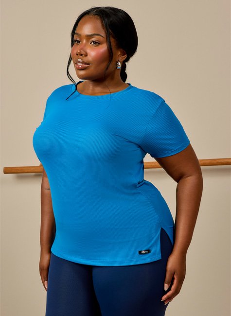 Top Iduna Plus Size em Poliamida com Ziper